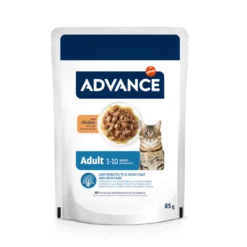 Advance Adult Bocaditos con Pollo en salsa sobre para gatos